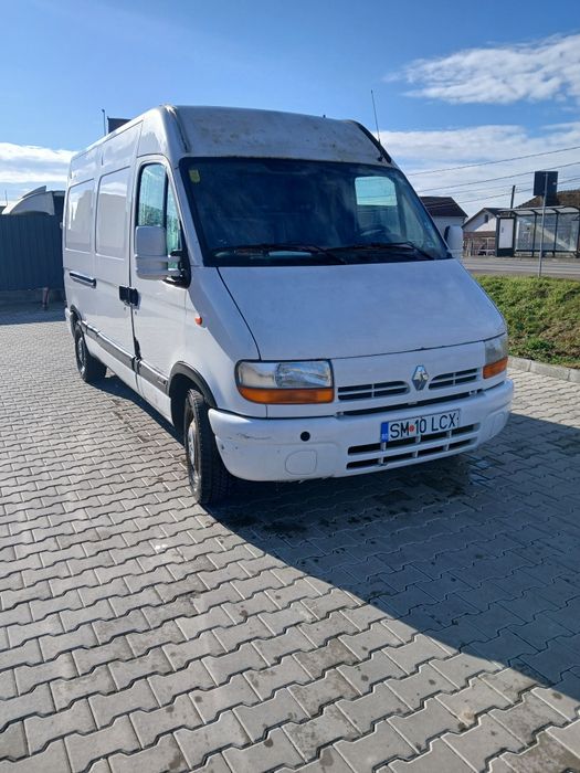 Vând Renault Master