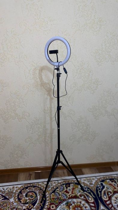 кранштейн штатив с лампой