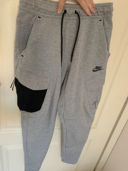 Продавам анцунг  Nike в отлично състояние