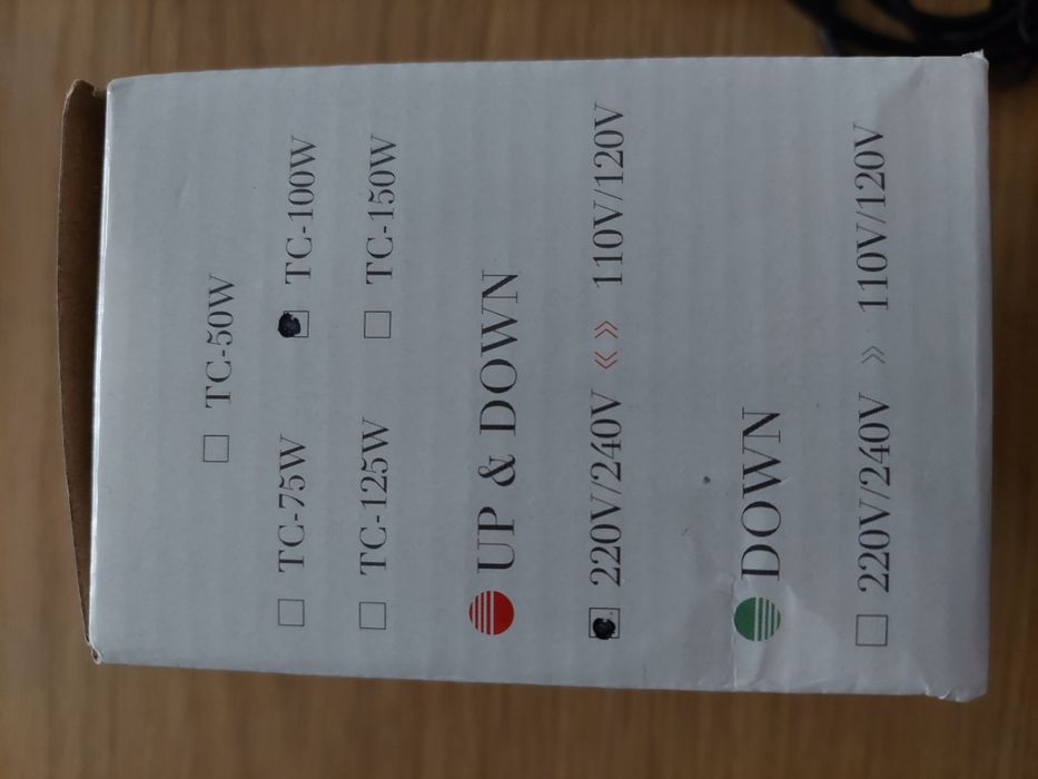 Трансформатор за повишаване или намаляване на напрежение 220V или 110V