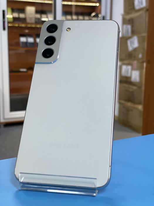 Samsung S22+ 256GB, Garantie 12 luni | Lensun