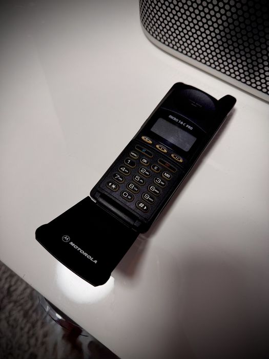 Telefon motorola micro tac pro anii 90 telefon vintage motorola micro tac pro din 1995