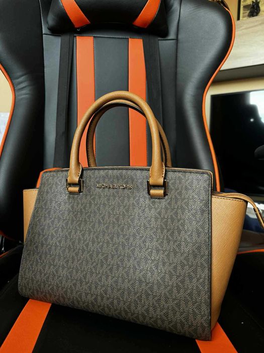 Оригинална чанта Michael Kors – отлично състояние