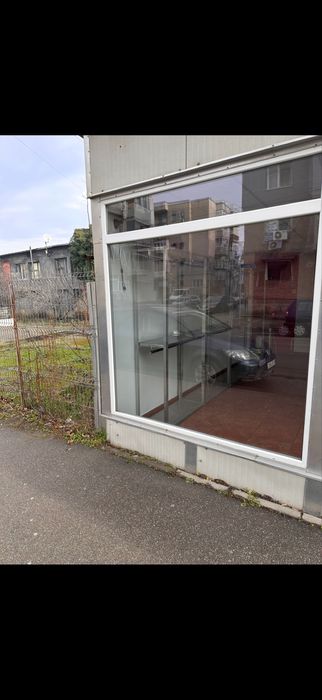 Inchiriez spatiu comercial zona pacea