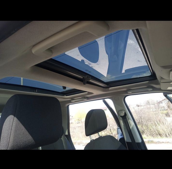 Vând Land Rover Freelander
