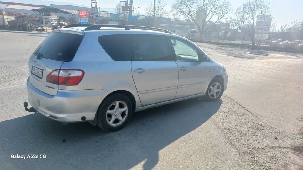 Тойота авенсис версо