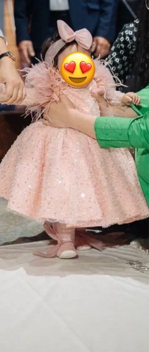 Продам платье на девочку