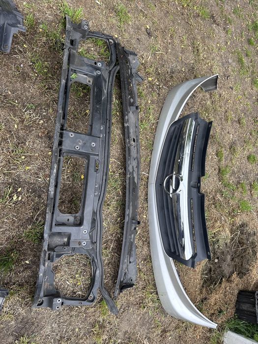 Очиларка/Предна маска/греди/Държачи броня Opel Vivaro Renault Trafik