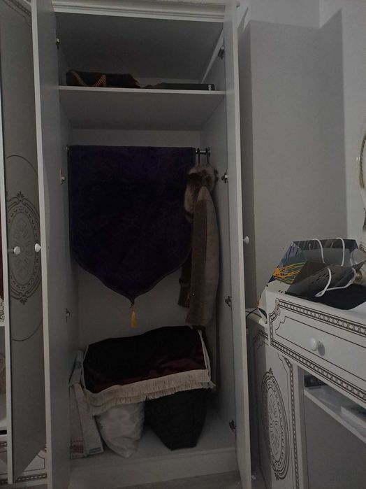 Срочно Продам шкаф