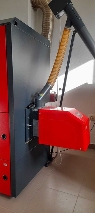 пелетен котел пелетерм производство гр.хасково 30кв,със самопочистваща се горелка,