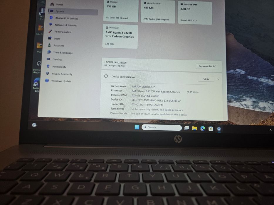 Laptop hp cu racitor aproape nou