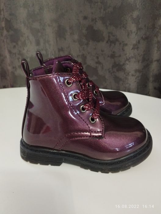 Продаю ботиночки 20р