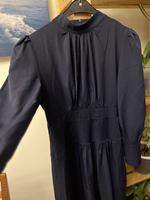 Платье нарядное 46 размер. Плотный шелк