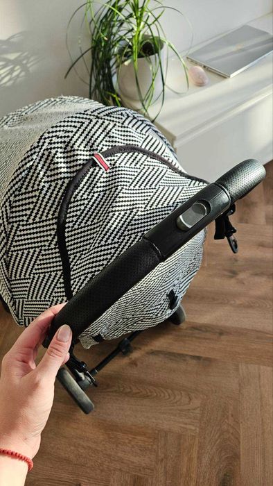 Лека детска количка Mast M2 само 5,9 кг