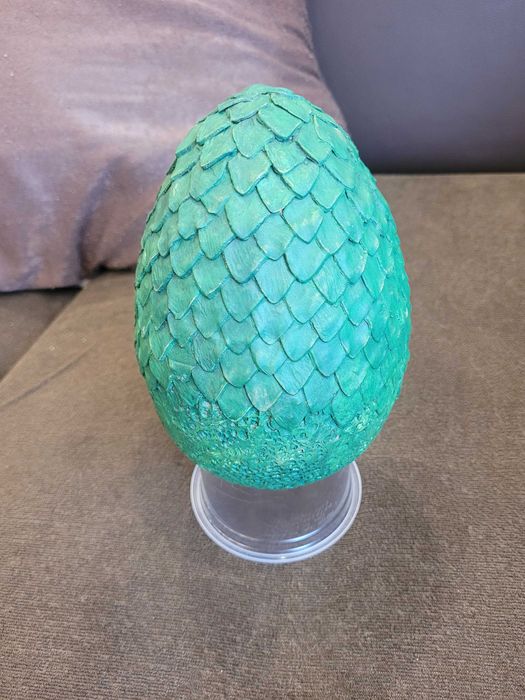 Яйцата на Денерис