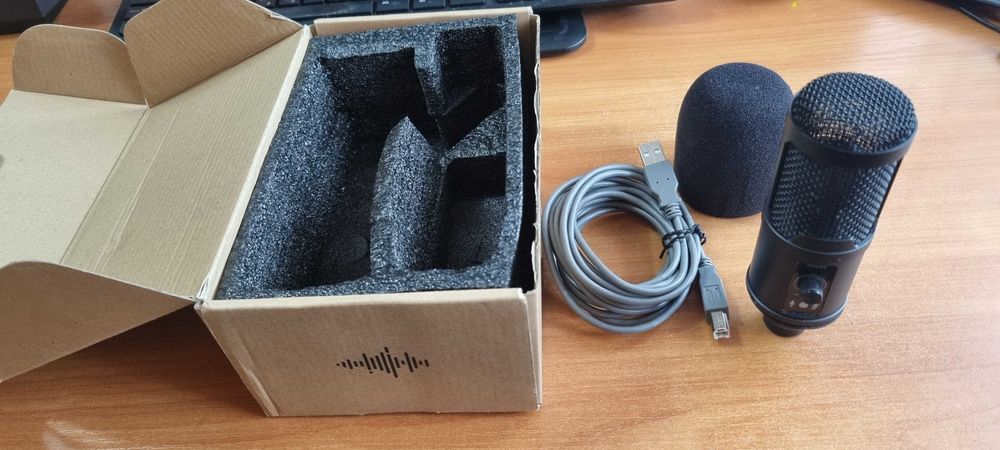 Студиен кондензаторен микрофон BM-750