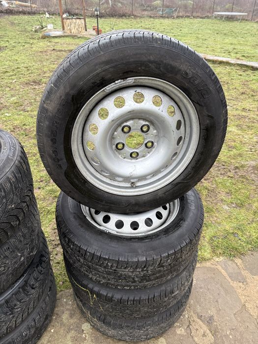 Гуми с джанти 205/65/16C Sava