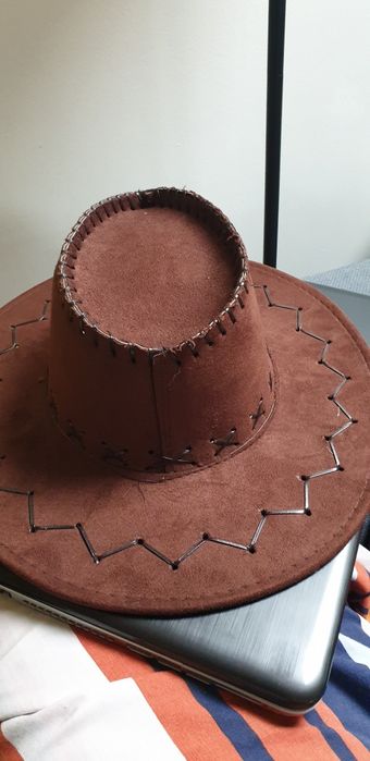 Pălărie cowboy maro