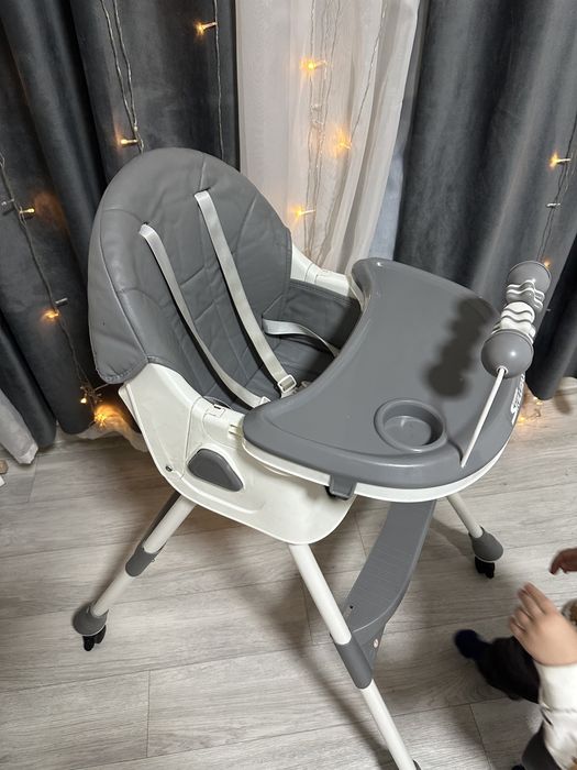 Продаю детский стол