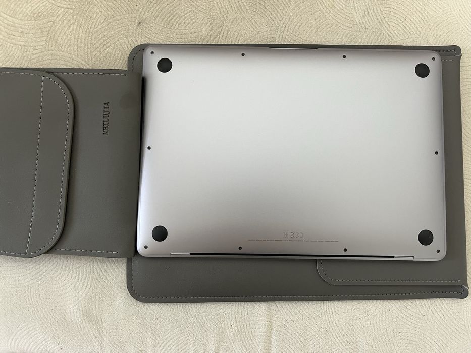 Apple Macbook Air 13