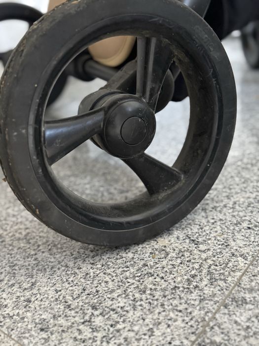 Количка Mima Xari