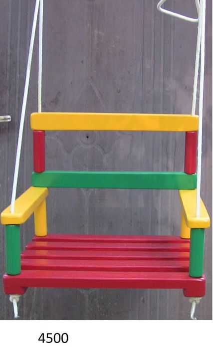 Качели деревянные