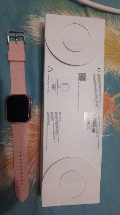 Эпл уатч часы женский