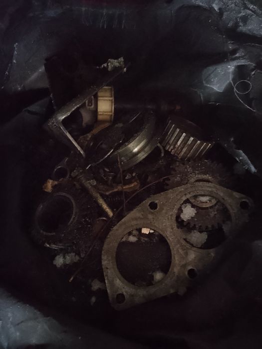 Продам запчасти ваз10-15