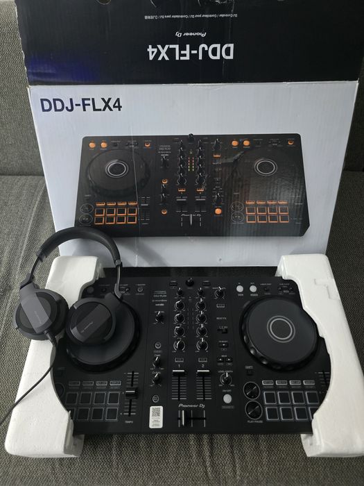 Consla dj flx4 +casti pioner dj