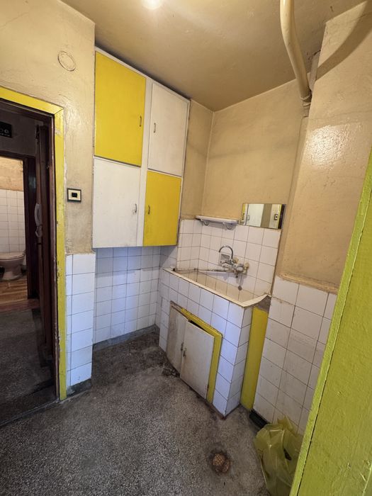 Продава се Четиристаен апартамент в Търговище, Вароша - 104 кв.м за 1177 €/кв.м - Снимка #1