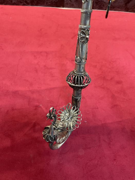 Pipă veche argintata