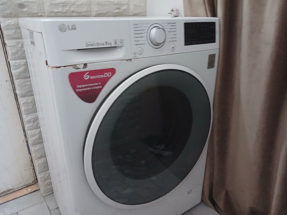 Kir moshina sotiladi