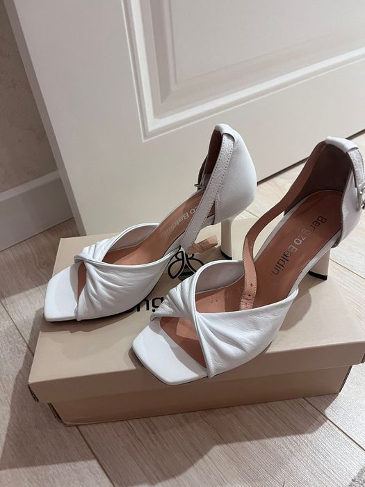 Туфли новая рр 37