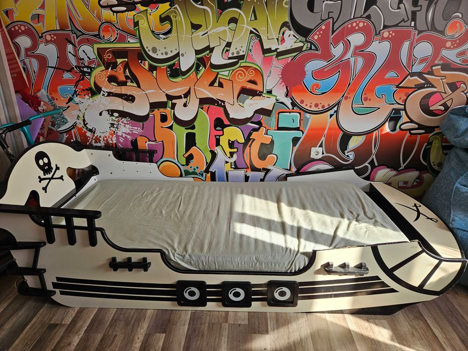 Детско Пиратско легло