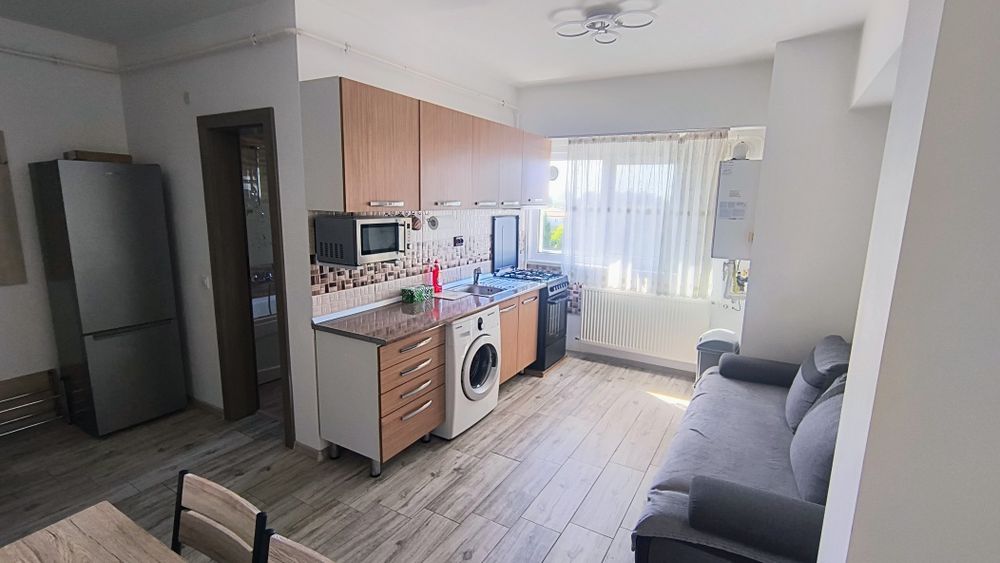 Închiriez studio / garsonieră  Craiovița Bld Dacia