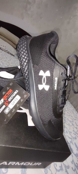 Маратонки Under 43