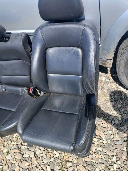 interior din  piele subaru outback
