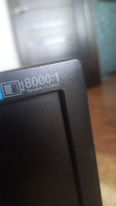 Монитор Samsung SyncMaster 2243NW 22" 1680x1050