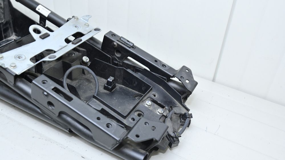 Yamaha FZ8 2010 - 2015 Cadru Codita Spate Undertail Aparatoare Plastic