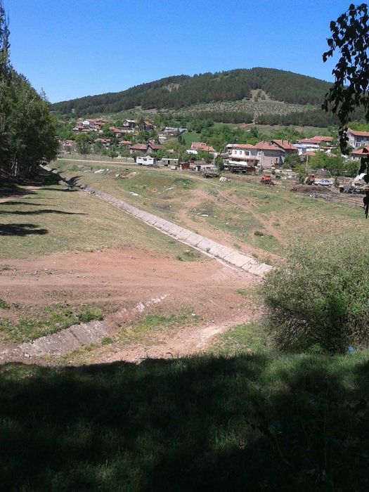 Продава се Парцел в София, Кремиковци - 16400 кв.м за 26 €/кв.м - Снимка #1