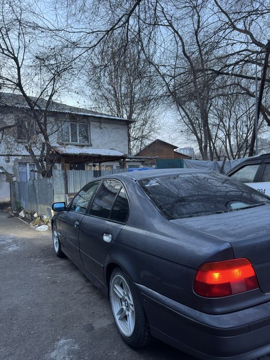 Бмв е39  1998 год