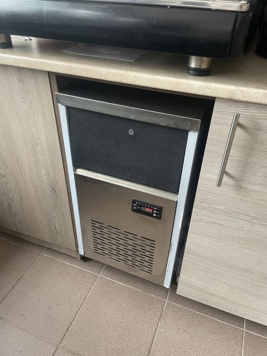 Masina de facut gheata