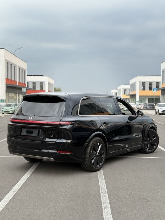 Lixiang L9 ultra 2025