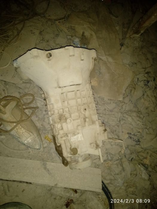 Запчасти от БМВ тройка 318 модель