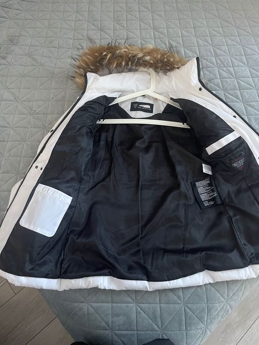 дамско яке Guess