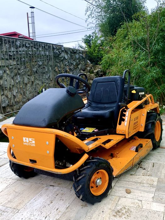 Tractoras de tuns iarba As Motor Tocator Vegetatie Profesional