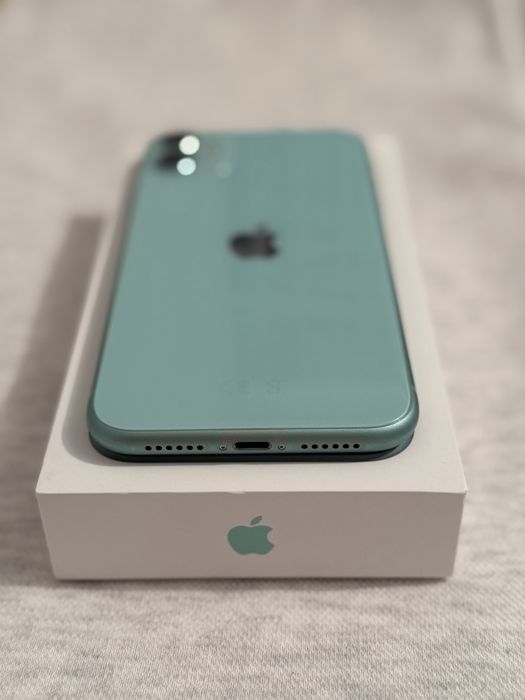Продам iPhone 11, 128 GB