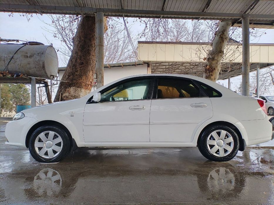 Gentra 2015 sotiladi