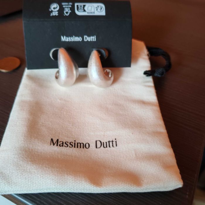 Обици на massimo dutti. Нови, не носени.