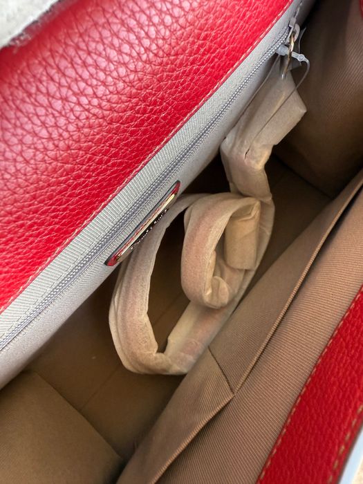 Чисто нова дамска чанта от естествена кожа Furla